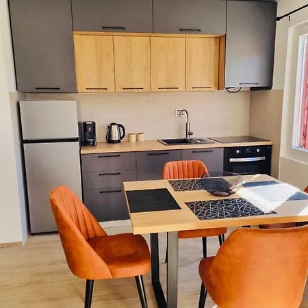 Om Apartment *