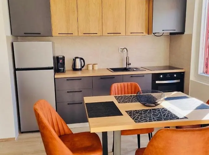 Om Апартаменты *